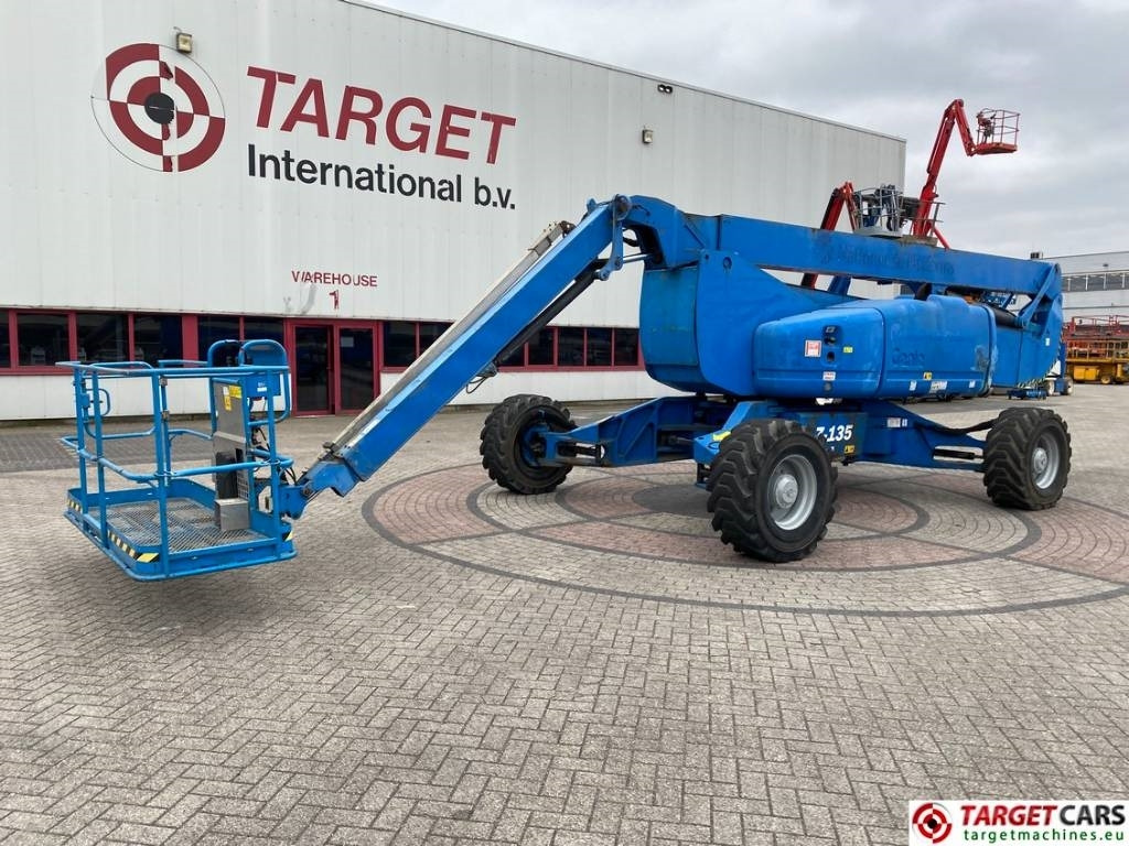 Genie Z-135/70 Articulated 4x4x4 Diesel Boom Lift 4315cm  - Articulated boom: picture 1 Genie Z-135/70 Articulated 4x4x4 Diesel Boom Lift 4315cm  - Articulated boom: picture 1