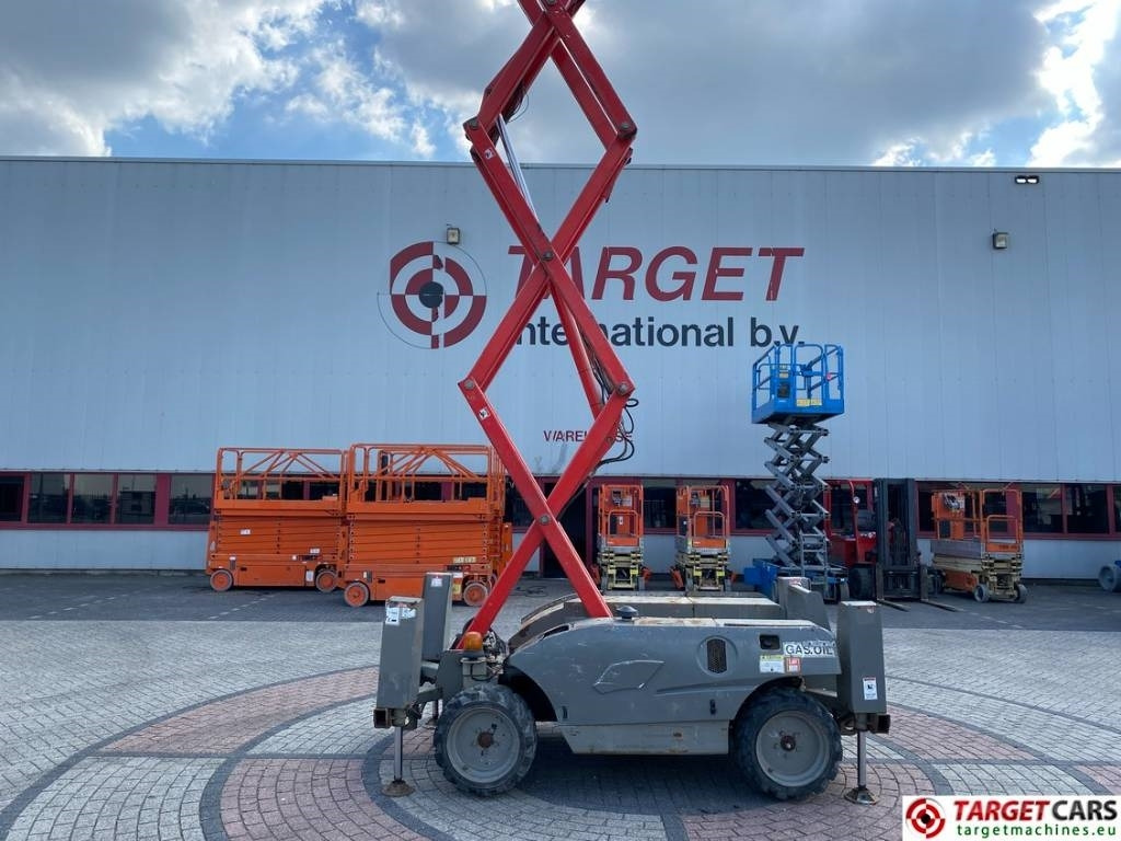 Scissor lift Haulotte Compact 12DX Diesel 4x4 Scissor Work Lift 1206cm: picture 19