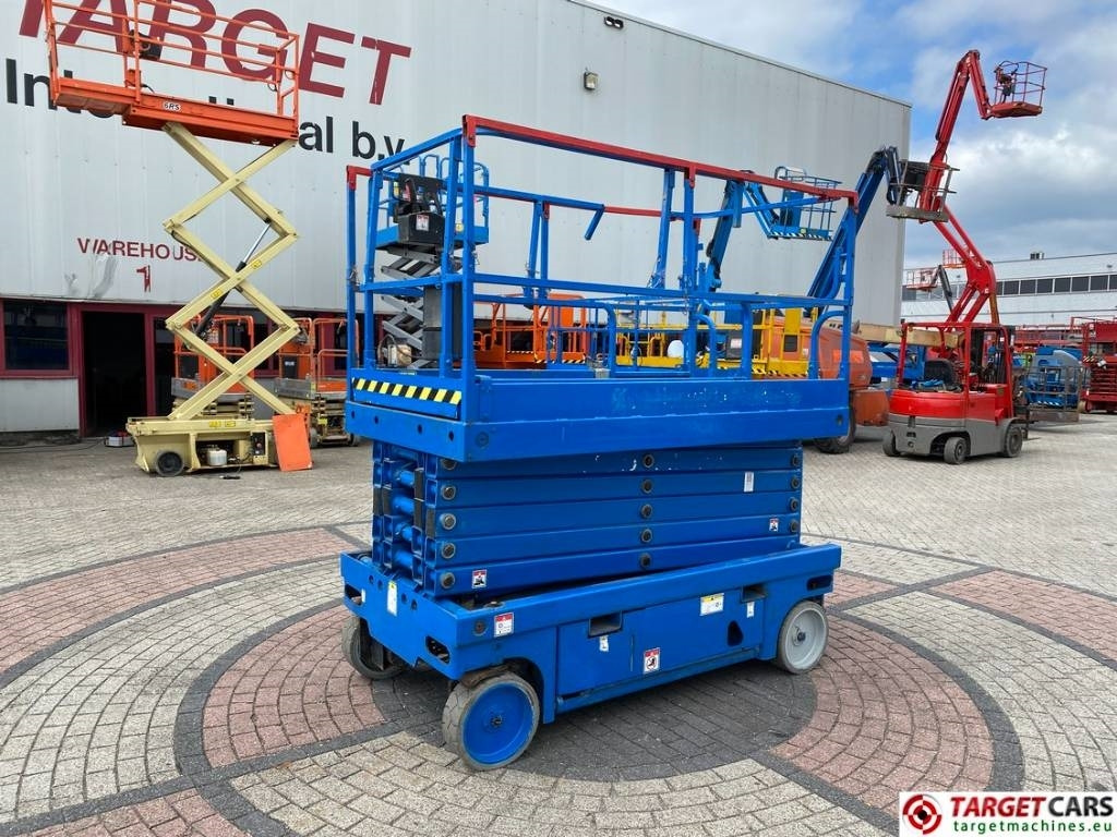 Haulotte Compact 14 Electric Scissor Work Lift 1385cm - Scissor lift: picture 1 Haulotte Compact 14 Electric Scissor Work Lift 1385cm - Scissor lift: picture 1
