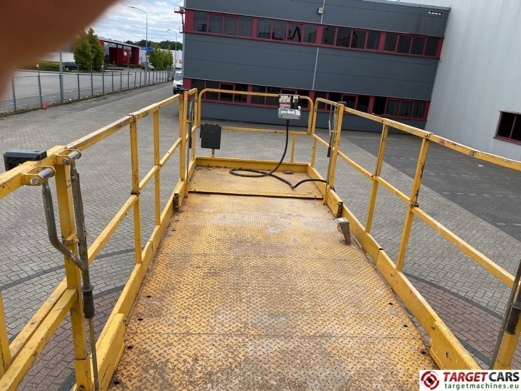 Scissor lift Haulotte H15SXNT Diesel H15SX 4x4 Scissor Work Lift 1500cm: picture 16