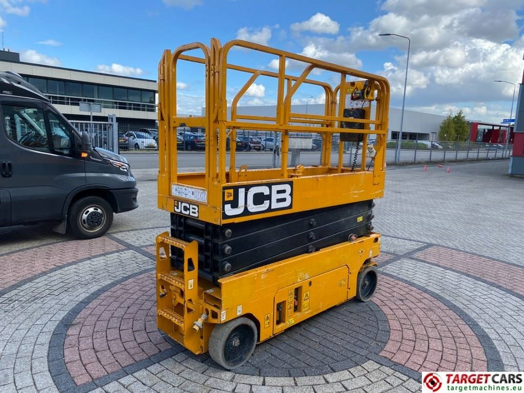 JCB S2632E Electric Scissor Work Lift 1010cm - Scissor lift: picture 3 JCB S2632E Electric Scissor Work Lift 1010cm - Scissor lift: picture 3