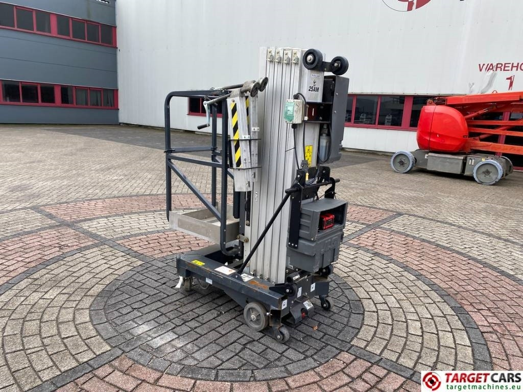 JLG 25AM DC Electric Vertical Mast Work Lift 967cm - Vertical mast lift: picture 4 JLG 25AM DC Electric Vertical Mast Work Lift 967cm - Vertical mast lift: picture 4