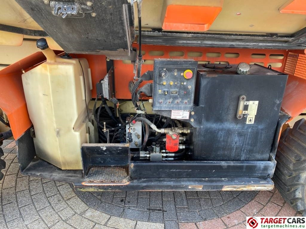 Scissor lift JLG 3394RT Diesel 4x4 Scissor Work Lift 1206cm: picture 13