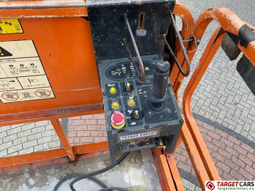 Scissor lift JLG 3394RT Diesel 4x4 Scissor Work Lift 1206cm: picture 9