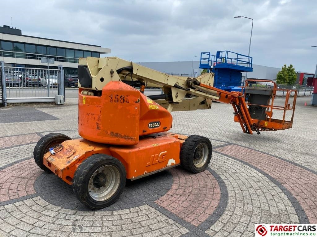 JLG E450AJ Articulated Electric Boom Work Lift 1572cm - Articulated boom: picture 3 JLG E450AJ Articulated Electric Boom Work Lift 1572cm - Articulated boom: picture 3