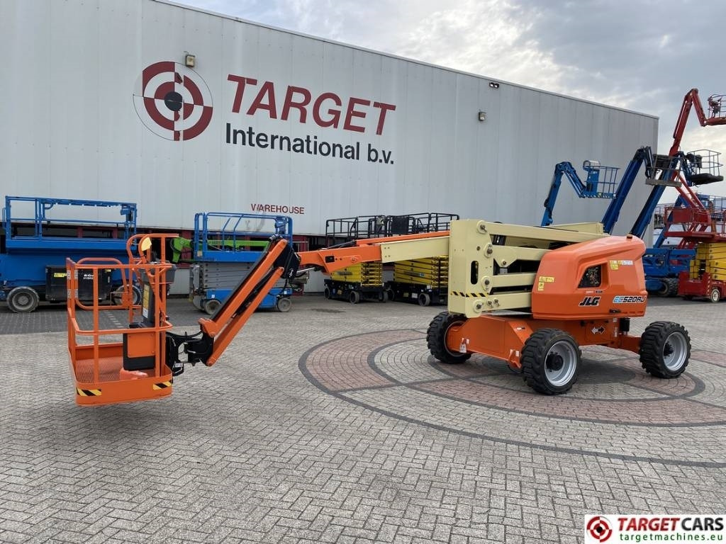 JLG EC520AJ Electric Articulated Boom Work Lift 1800cm  - Articulated boom: picture 1 JLG EC520AJ Electric Articulated Boom Work Lift 1800cm  - Articulated boom: picture 1
