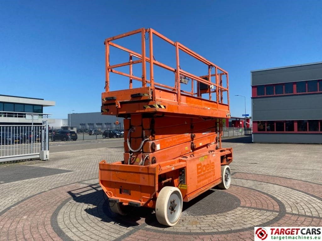 JLG Liftlux 153-12 Electric Scissor Work Lift 1730cm - Scissor lift: picture 3 JLG Liftlux 153-12 Electric Scissor Work Lift 1730cm - Scissor lift: picture 3
