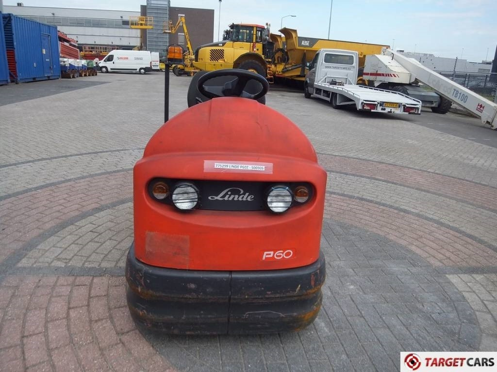 Linde P60Z Electric Tow Truck Tractor 6000KG - Tow tractor: picture 2 Linde P60Z Electric Tow Truck Tractor 6000KG - Tow tractor: picture 2