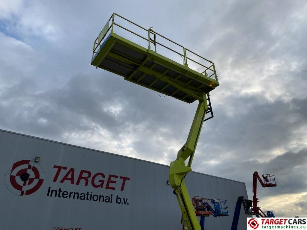 Scissor lift MEC 2684RT Diesel 4x4 Scissor Lift Speed-Level 992cm: picture 26