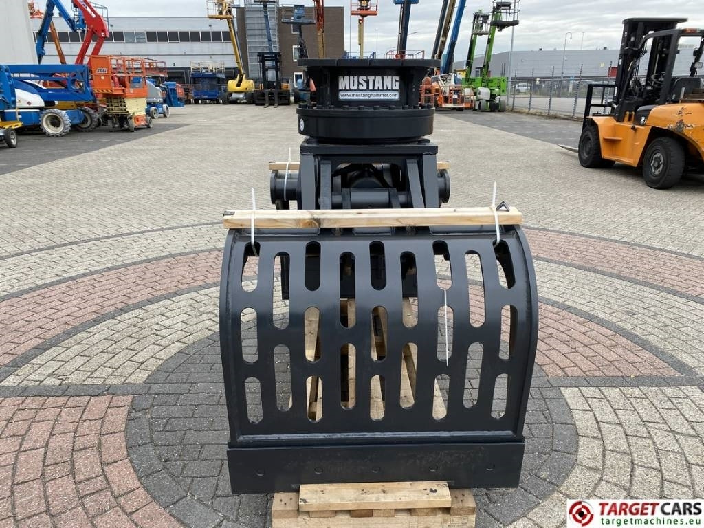 Mustang GRP1500 Hydraulic Rotation Sorting Grapple 17~23T  - Grapple for Construction machinery: picture 3 Mustang GRP1500 Hydraulic Rotation Sorting Grapple 17~23T  - Grapple for Construction machinery: picture 3