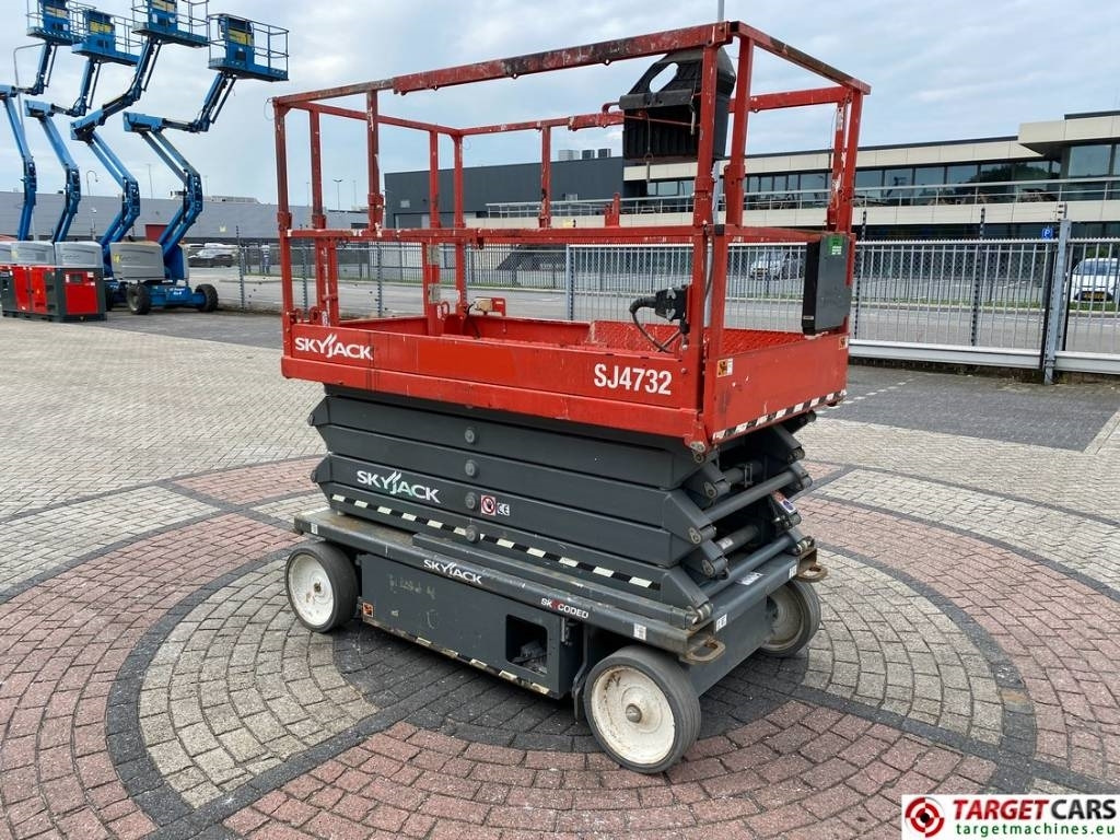 SkyJack SJ4732 Electric 4732 Scissor Work Lift 1165cm - Scissor lift: picture 2 SkyJack SJ4732 Electric 4732 Scissor Work Lift 1165cm - Scissor lift: picture 2