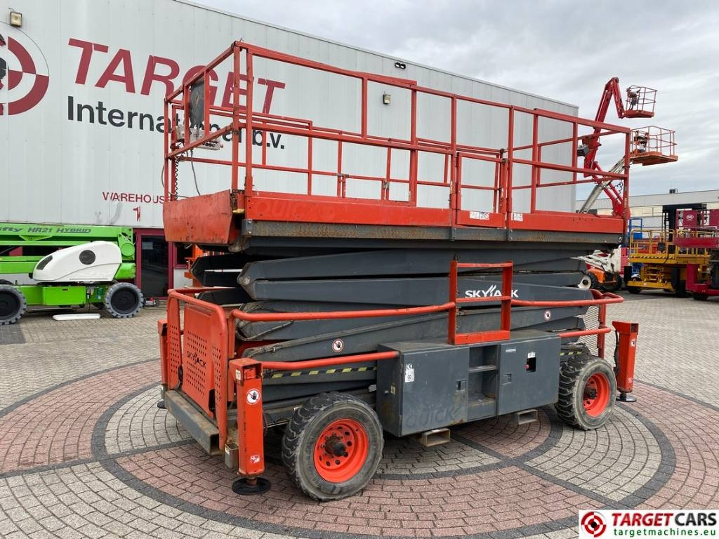 SkyJack SJ9250 RT Diesel 4x4 Scissor Work Lift 1720cm - Scissor lift: picture 1 SkyJack SJ9250 RT Diesel 4x4 Scissor Work Lift 1720cm - Scissor lift: picture 1