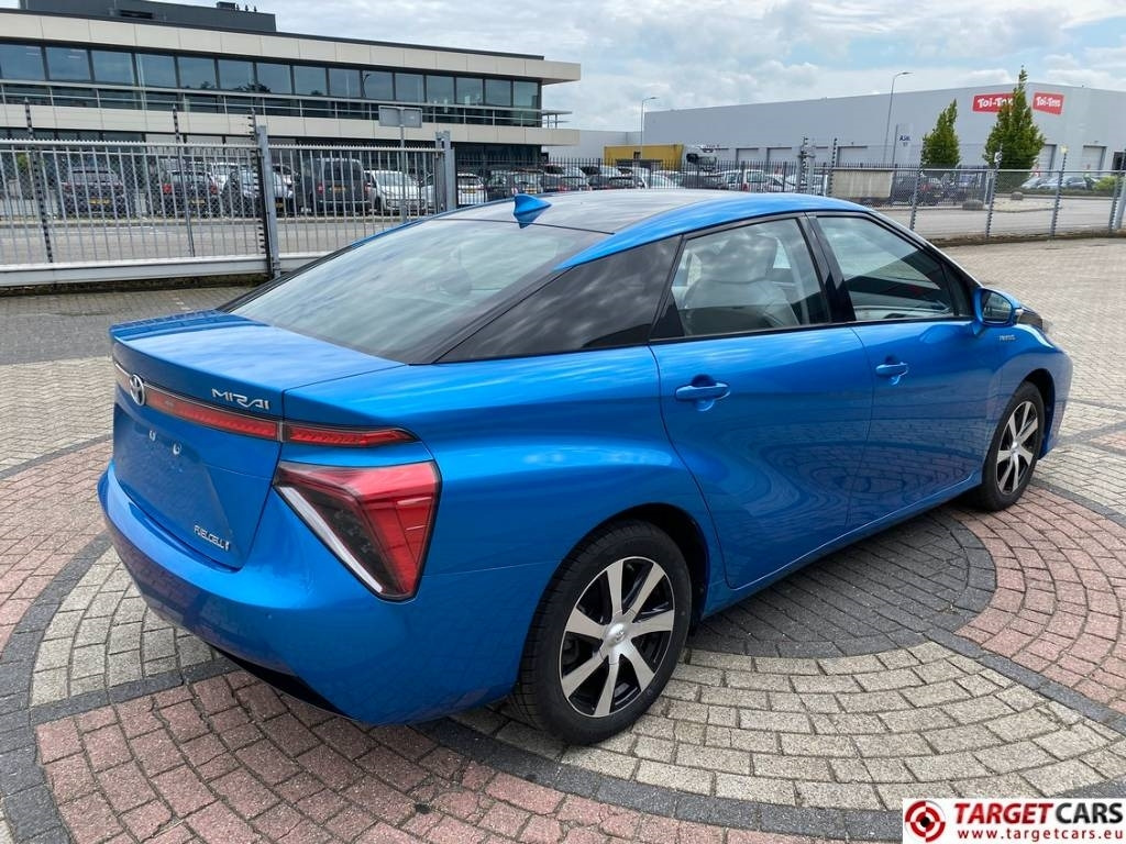 Toyota Mirai FCV HydroGen FuelCell - Car: picture 4 Toyota Mirai FCV HydroGen FuelCell - Car: picture 4