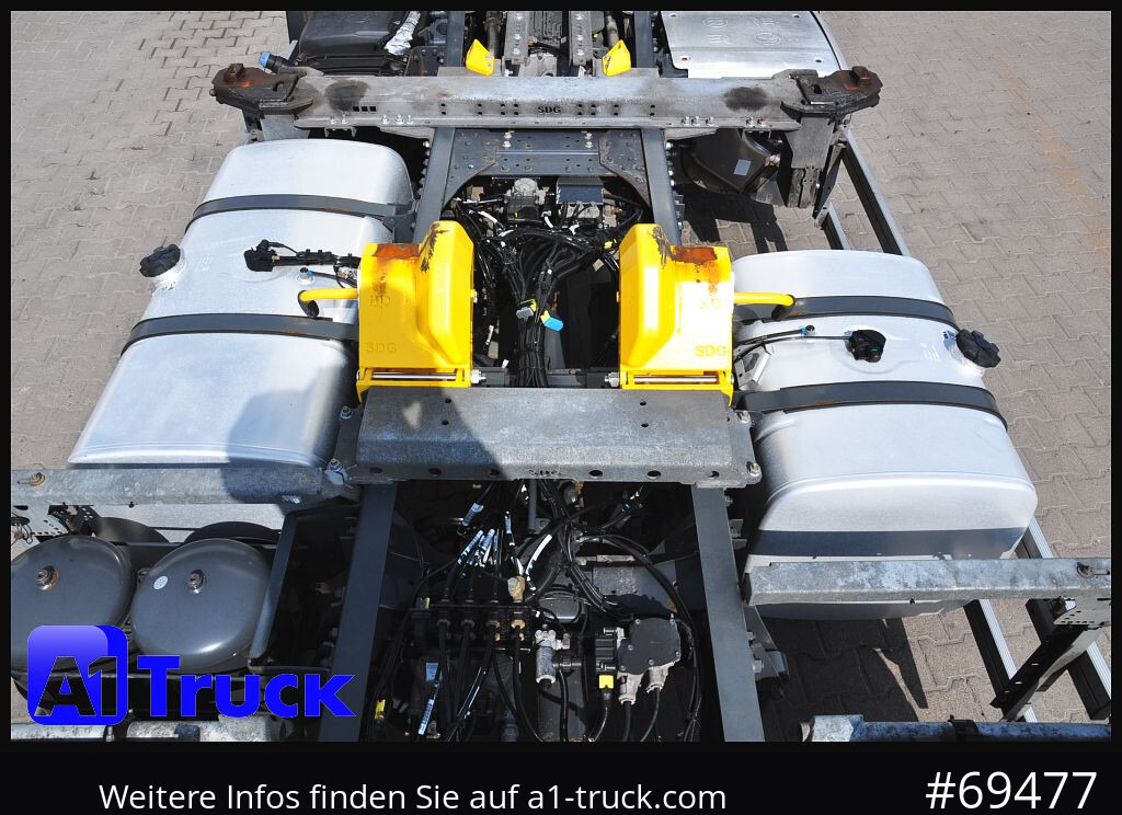 DAF XF 480 Intarder, Multiwechsler 2x AHK - Cab chassis truck: picture 3 DAF XF 480 Intarder, Multiwechsler 2x AHK - Cab chassis truck: picture 3