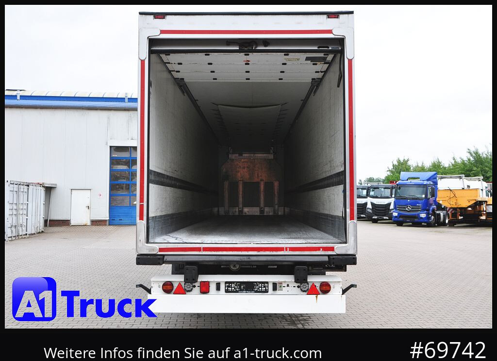 KRONE SDR 27 Carrier 1950, Rolltor, 1 Vorbesitzer - Refrigerator semi-trailer: picture 3 KRONE SDR 27 Carrier 1950, Rolltor, 1 Vorbesitzer - Refrigerator semi-trailer: picture 3