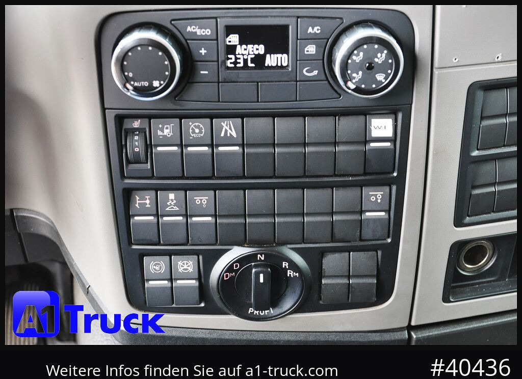 MAN TGS 26.420 Steering Axle, Intarder Stapler Lenkachse, - Container transporter/ Swap body truck: picture 3 MAN TGS 26.420 Steering Axle, Intarder Stapler Lenkachse, - Container transporter/ Swap body truck: picture 3