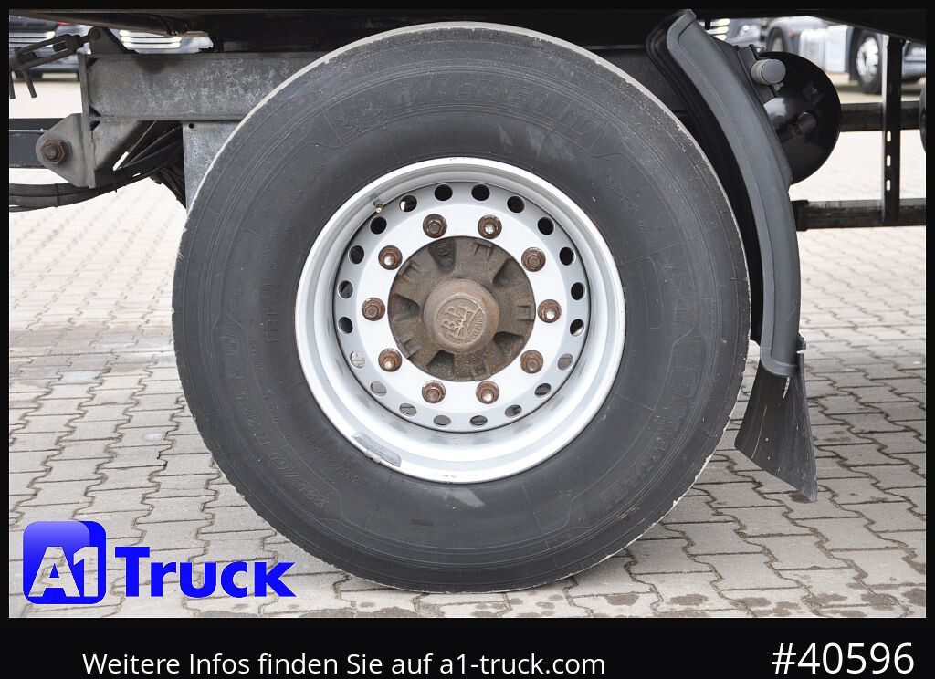 SCHMITZ Achwege & Tönjes, Rohrbahn, Fleisch, TÜR fehlt - Refrigerator trailer: picture 4 SCHMITZ Achwege & Tönjes, Rohrbahn, Fleisch, TÜR fehlt - Refrigerator trailer: picture 4