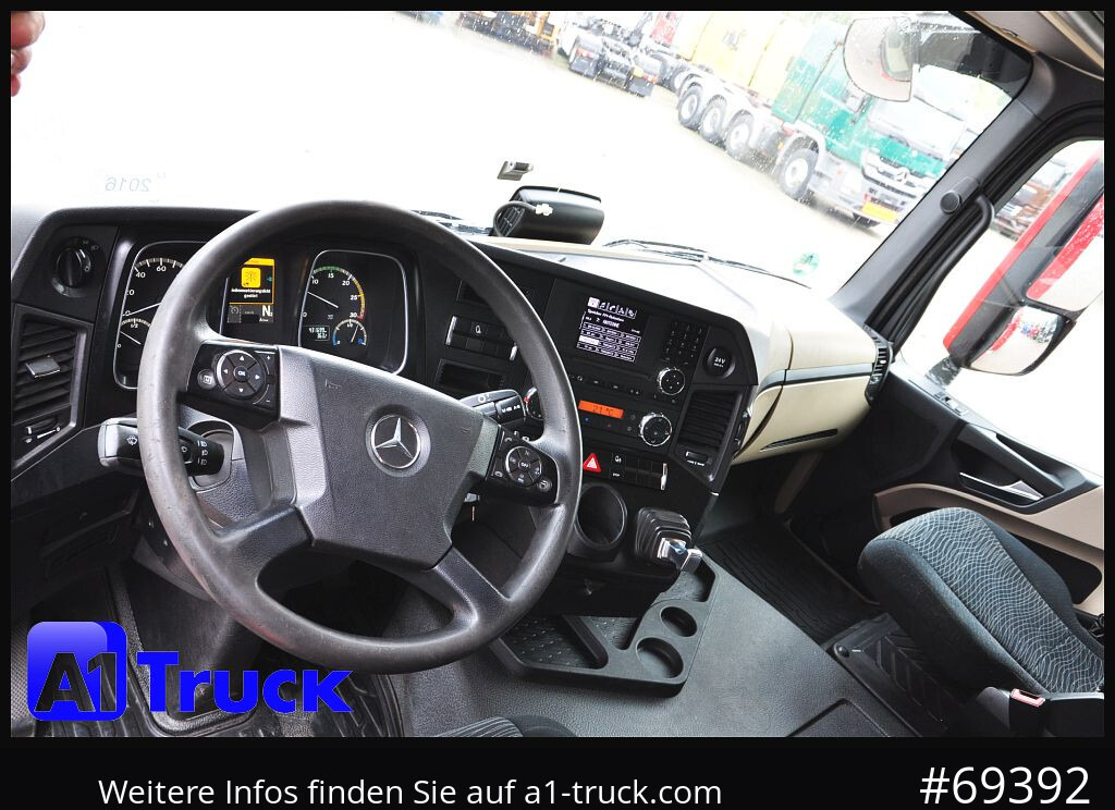 MERCEDES-BENZ Actros 1832, Lowliner, 1 Vorbesitzer - Tractor unit: picture 2 MERCEDES-BENZ Actros 1832, Lowliner, 1 Vorbesitzer - Tractor unit: picture 2