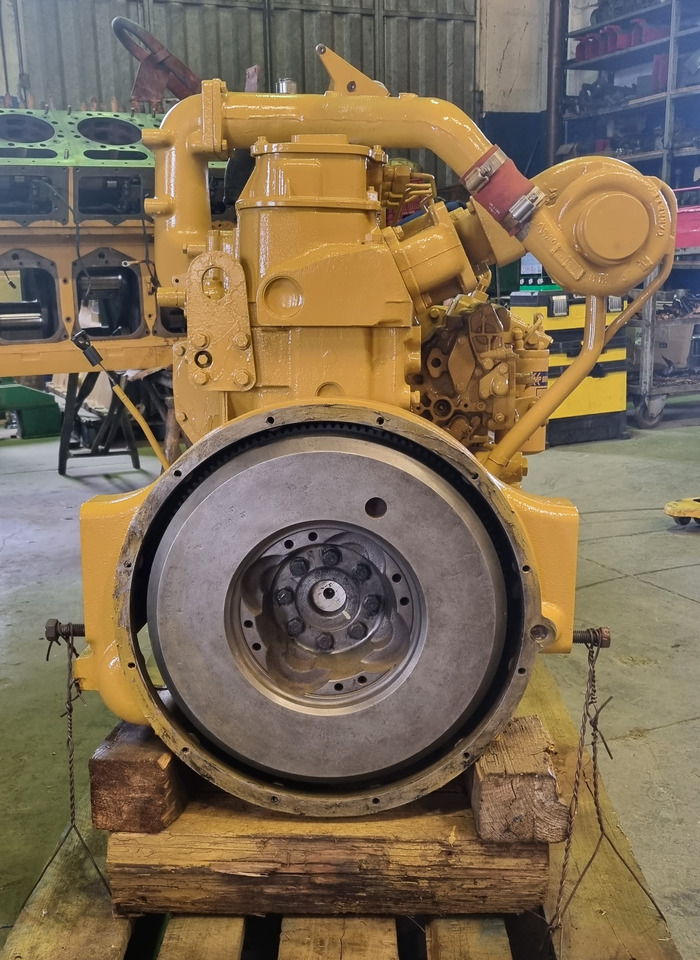 Caterpillar 3204 - Engine for Construction machinery: picture 2 Caterpillar 3204 - Engine for Construction machinery: picture 2