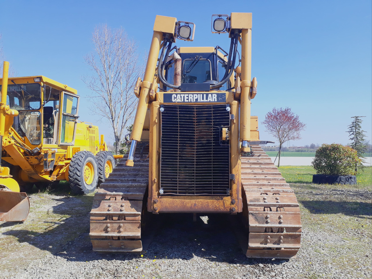 Caterpillar D6R II XL - Bulldozer: picture 3 Caterpillar D6R II XL - Bulldozer: picture 3