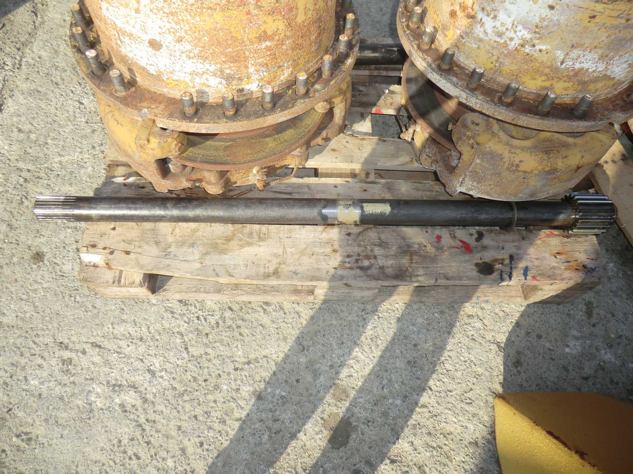 FIAT ALLIS FR20 Semiasse. - Transmission for Construction machinery: picture 1 FIAT ALLIS FR20 Semiasse. - Transmission for Construction machinery: picture 1