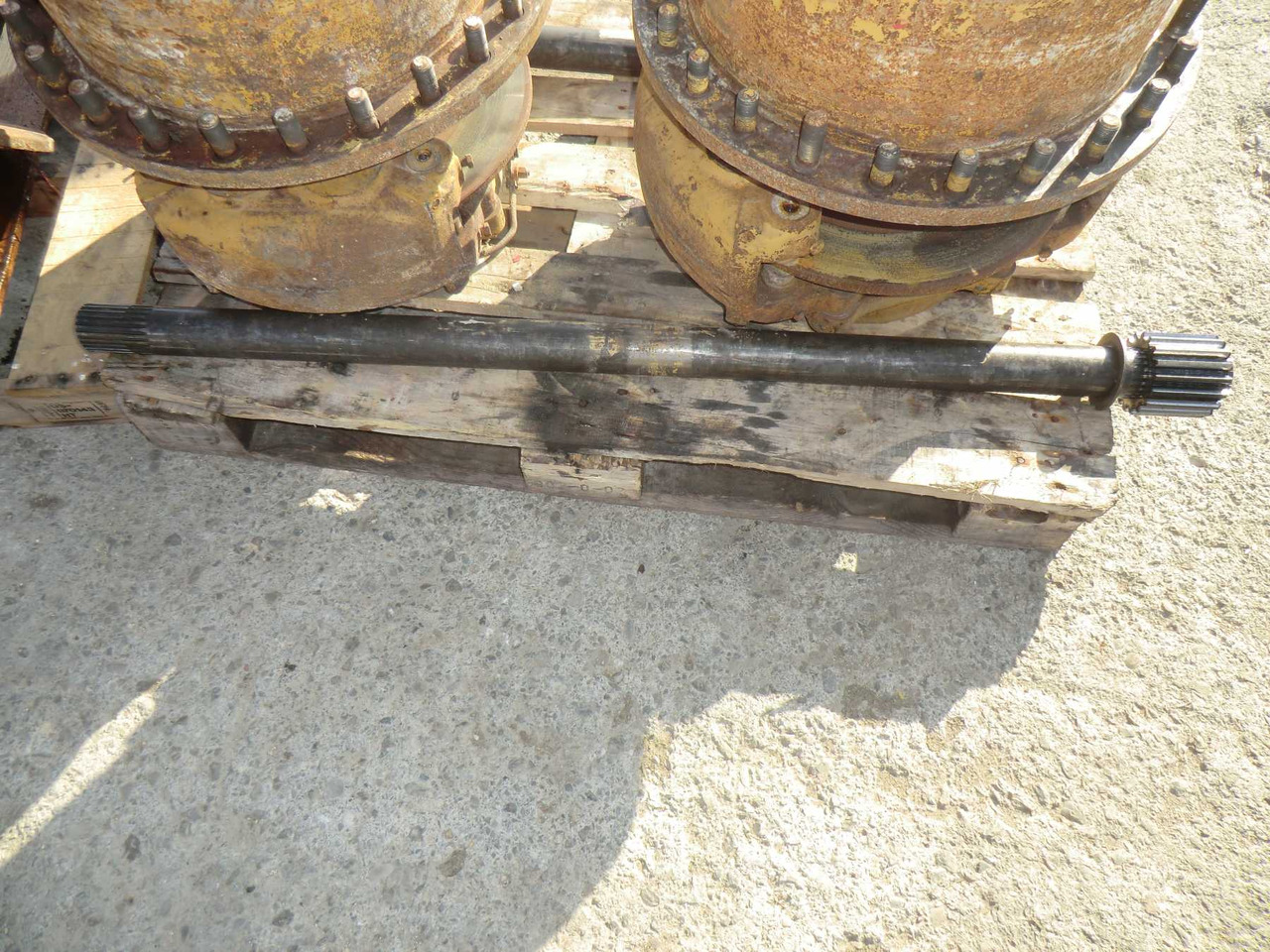 FIAT ALLIS FR20 Semiasse. - Transmission for Construction machinery: picture 2 FIAT ALLIS FR20 Semiasse. - Transmission for Construction machinery: picture 2