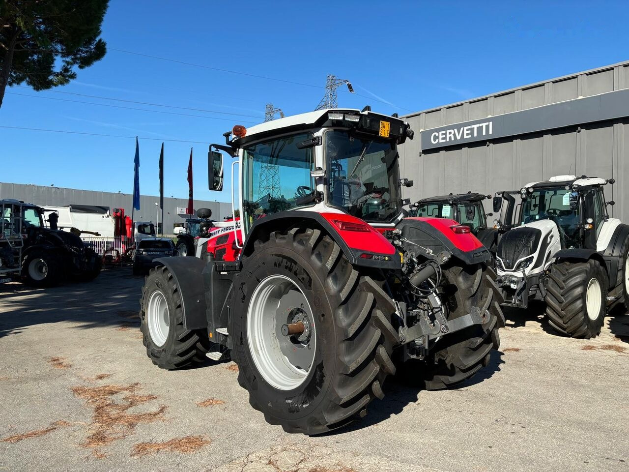Massey Ferguson 8S.265 E-POWER - Farm tractor: picture 3 Massey Ferguson 8S.265 E-POWER - Farm tractor: picture 3