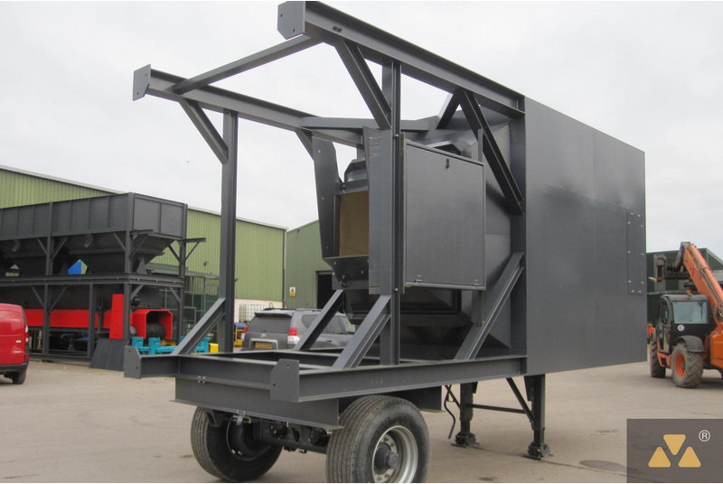 Delta Mobile surge hopper - Attachment: picture 2 Delta Mobile surge hopper - Attachment: picture 2