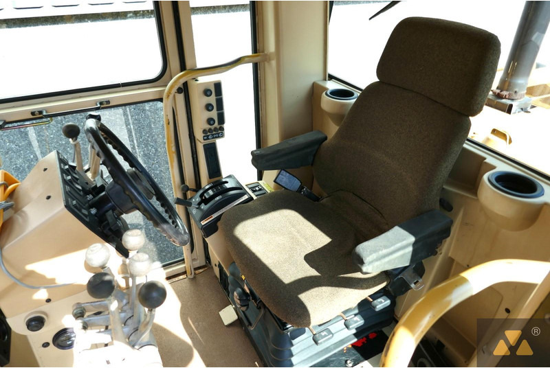 Lease a Caterpillar 140H Caterpillar 140H: picture 7