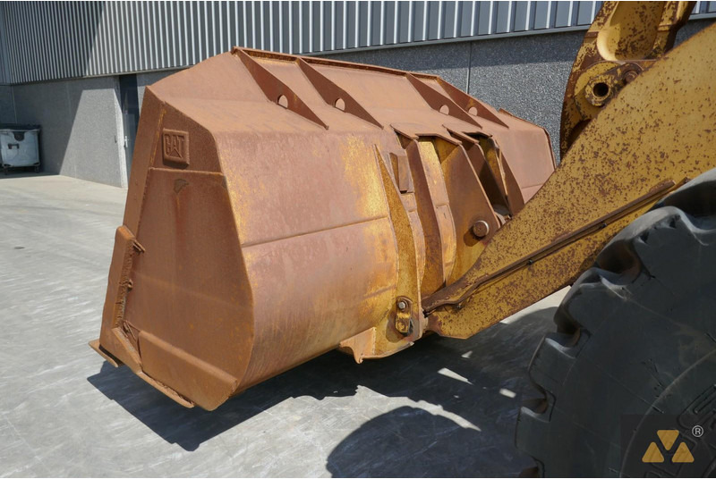 Wheel loader Caterpillar 966G Series II: picture 14