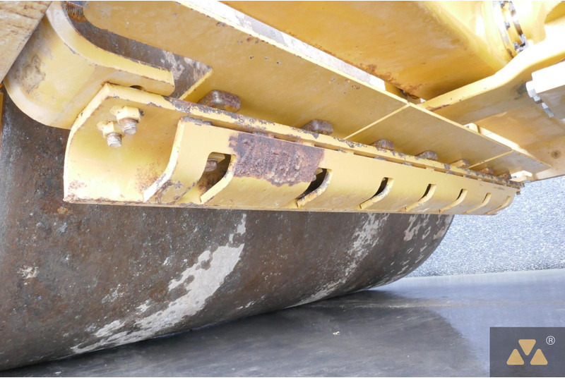 Roller Caterpillar CS64B: picture 12