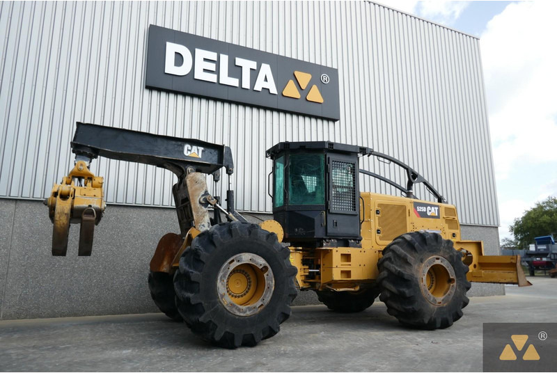 Caterpillar 525D - Forestry equipment: picture 5 Caterpillar 525D - Forestry equipment: picture 5