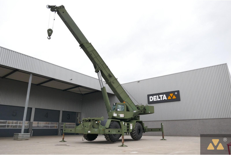 Grove RT875 Ex-army - Rough terrain crane: picture 3 Grove RT875 Ex-army - Rough terrain crane: picture 3