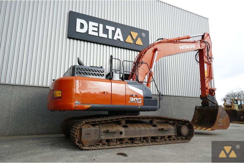 Crawler excavator Hitachi ZX300LC-7: picture 5