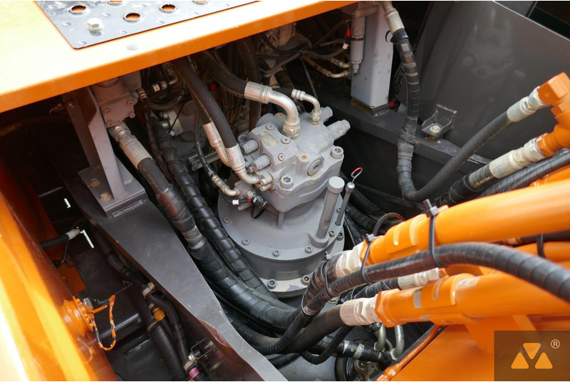 Crawler excavator Hitachi ZX300LC-7: picture 20