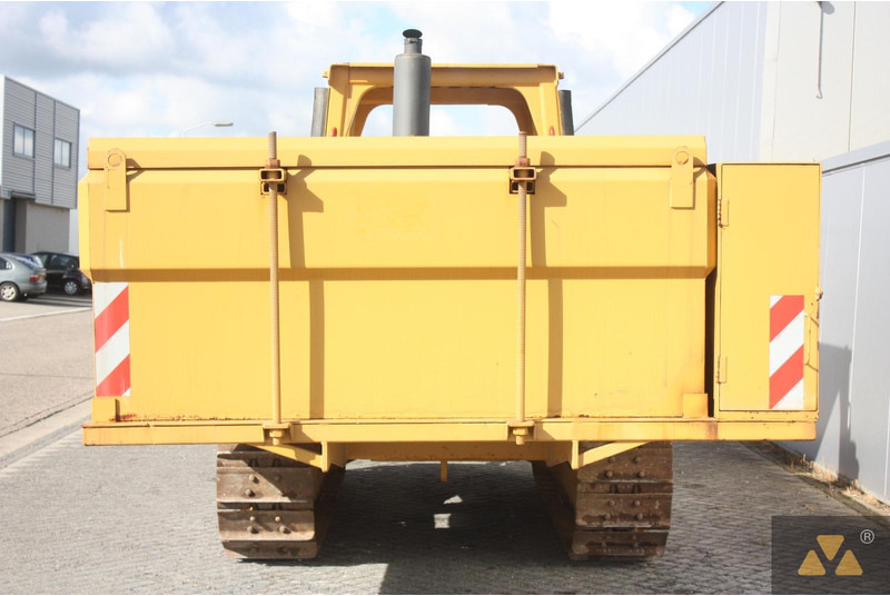 Truck Caterpillar D6E Fuel tanker: picture 10