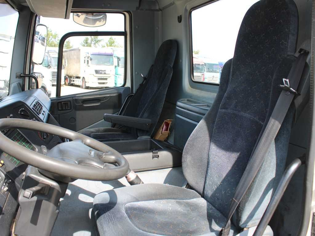 Dropside/ Flatbed truck, Crane truck DAF CF 240, CRANE HMF 953 K2, PNEU 80%: picture 13