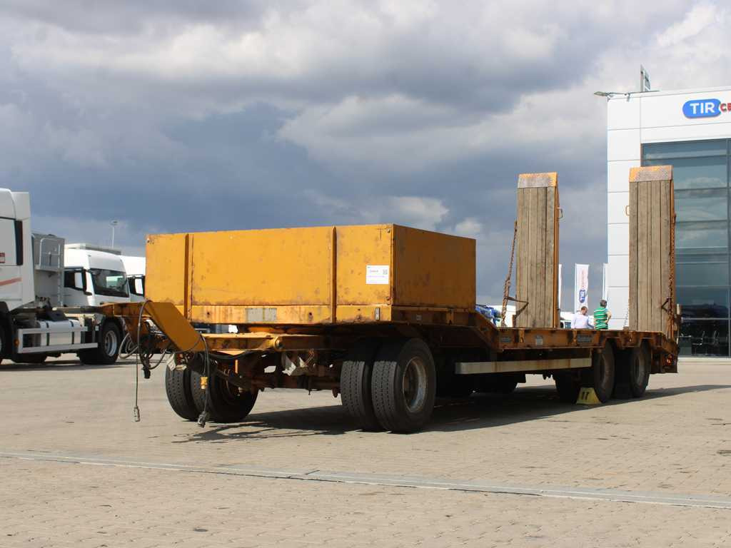 Goldhofer TU 3-24/80, DRIVEWAYS - Low loader trailer: picture 1 Goldhofer TU 3-24/80, DRIVEWAYS - Low loader trailer: picture 1