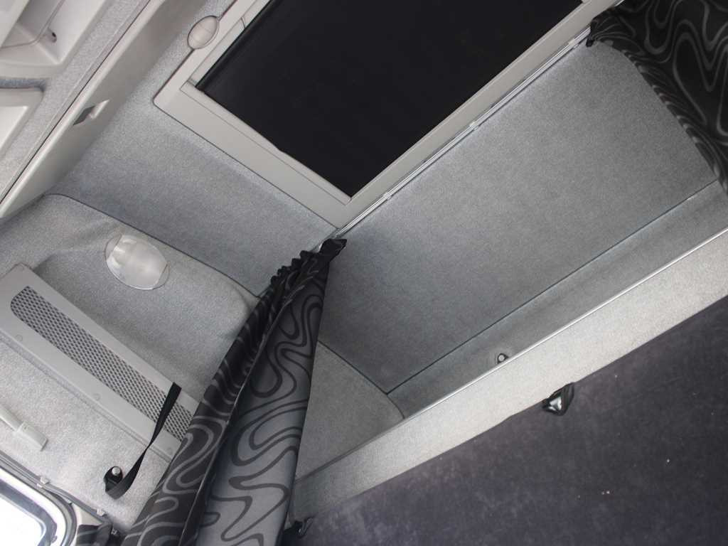 Box truck Iveco EUROCARGO ML 190EL30, EURO 5, HYDRAULIC FRONT: picture 16