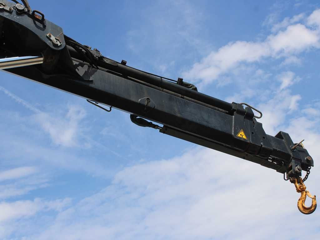 Lease a  Mercedes-Benz AXOR 1824, CRANE HIAB 099B-3 DUO, 4x4 Mercedes-Benz AXOR 1824, CRANE HIAB 099B-3 DUO, 4x4: picture 9