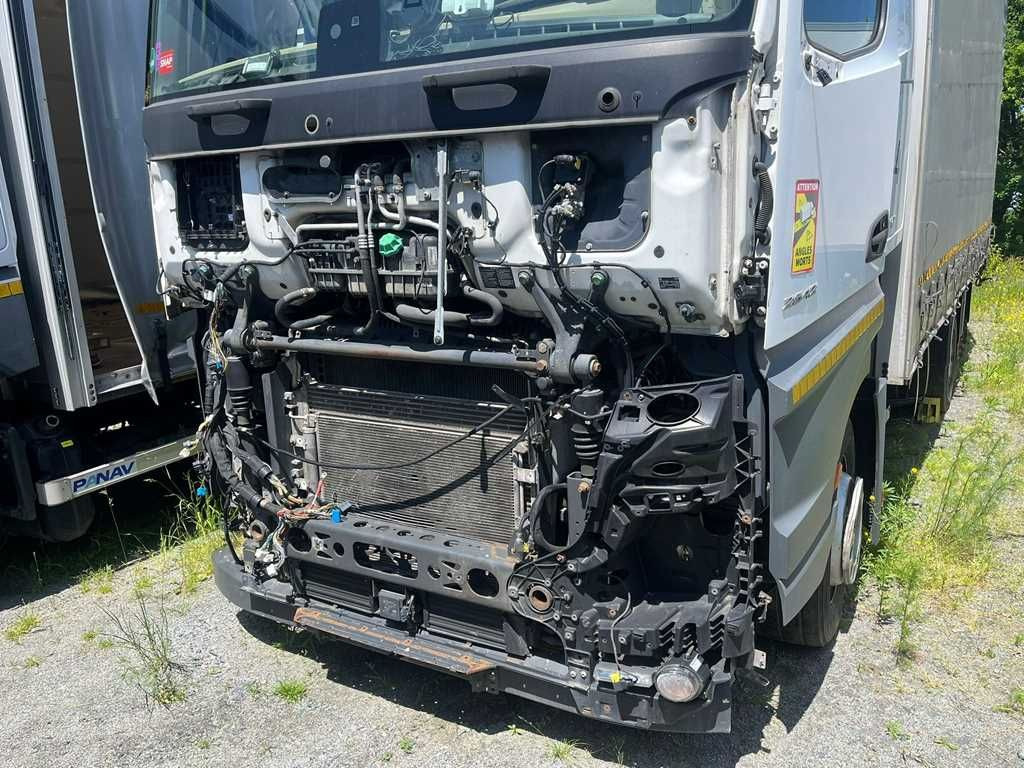 Mercedes-Benz Actros 2542, 6X2 - Curtainsider truck: picture 4 Mercedes-Benz Actros 2542, 6X2 - Curtainsider truck: picture 4