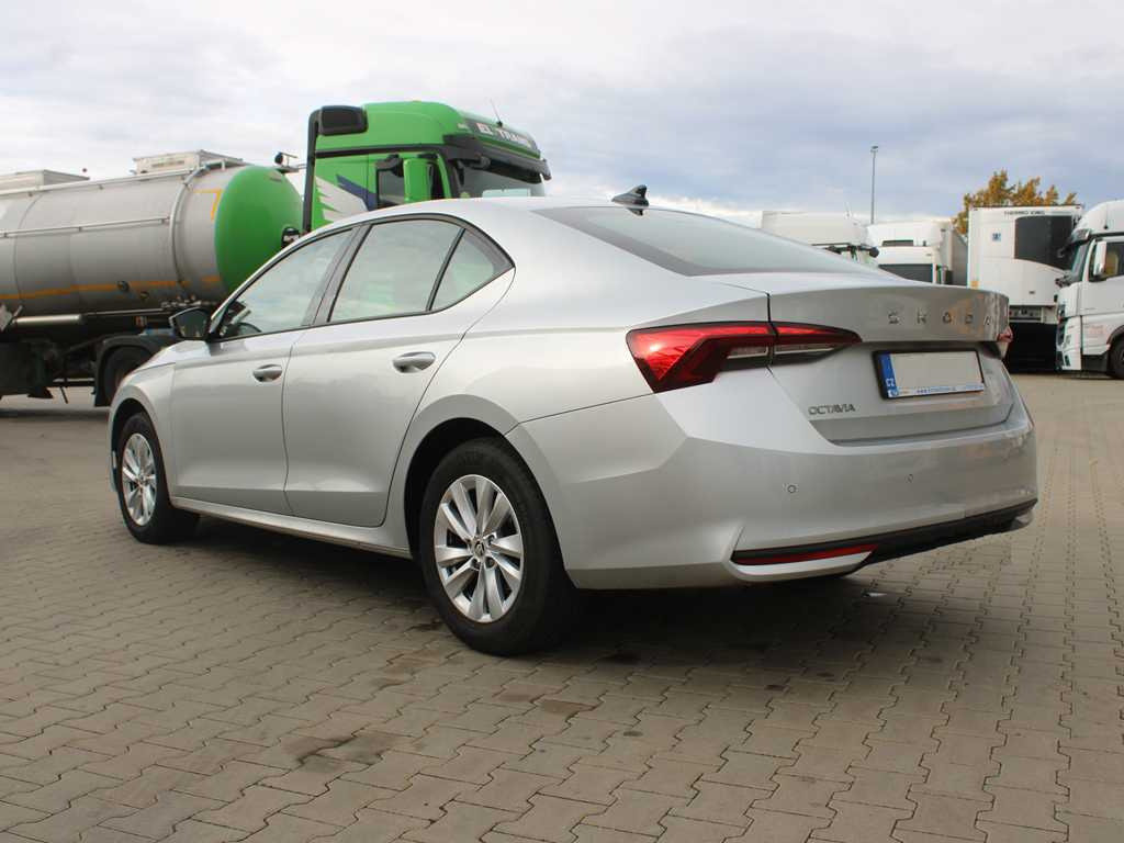 Skoda 2,0TDI 85KW SELECTION - Car: picture 5 Skoda 2,0TDI 85KW SELECTION - Car: picture 5