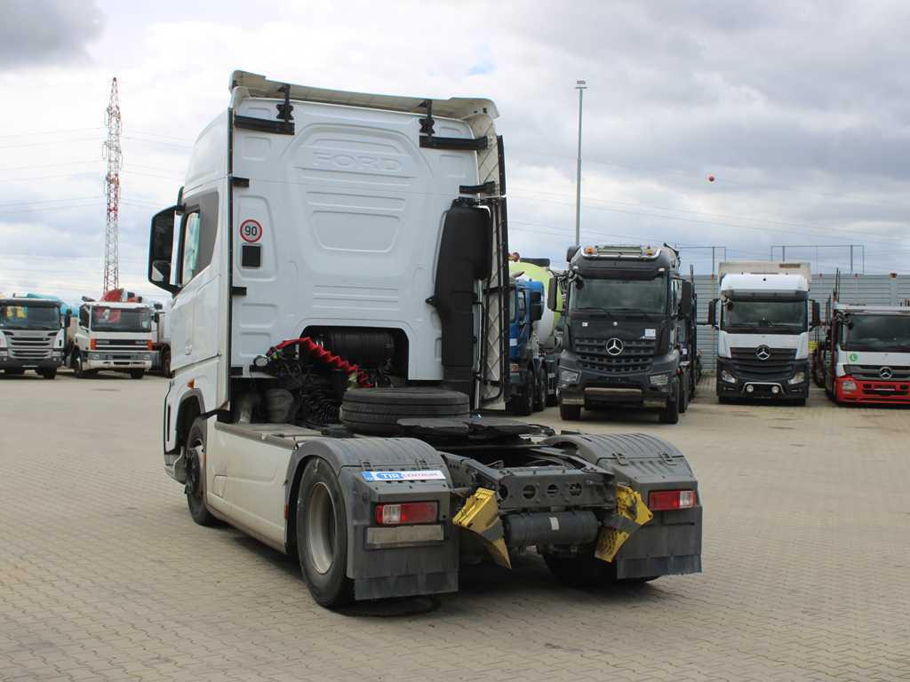 Ford F-MAX 12S, EURO 6, NAVIGATION - Tractor unit: picture 5 Ford F-MAX 12S, EURO 6, NAVIGATION - Tractor unit: picture 5