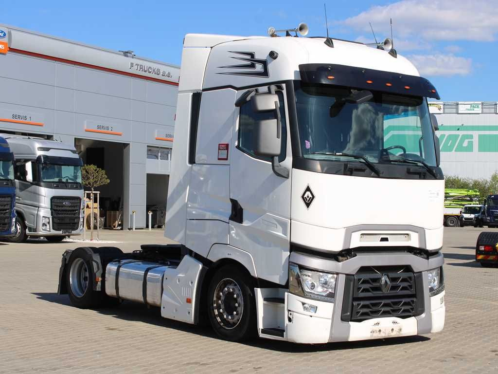 Renault T520, LOWDECK, EURO 6, PNEU 80% - Tractor unit: picture 2 Renault T520, LOWDECK, EURO 6, PNEU 80% - Tractor unit: picture 2