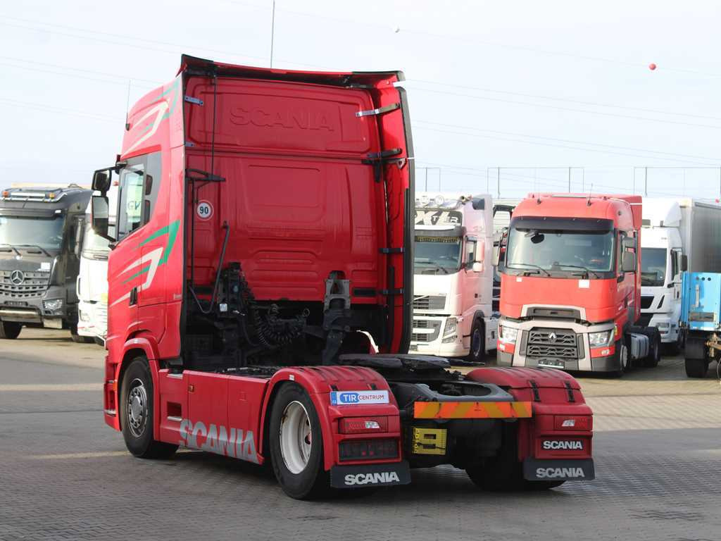 Scania R 450, RETARDER, NAVIGATION, EURO 6 - Tractor unit: picture 5 Scania R 450, RETARDER, NAVIGATION, EURO 6 - Tractor unit: picture 5