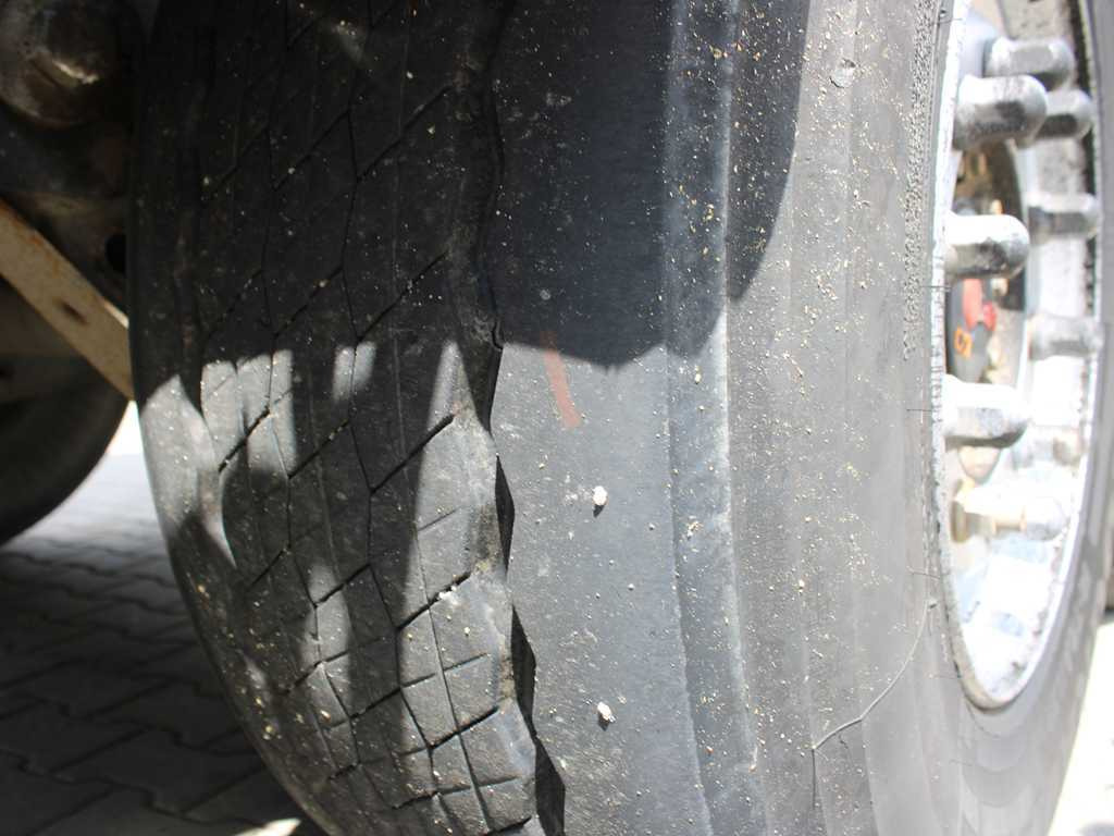 Tipper semi-trailer Wielton NW-3, LIFT AXLE, SAF, HARDOX, 32m³: picture 14