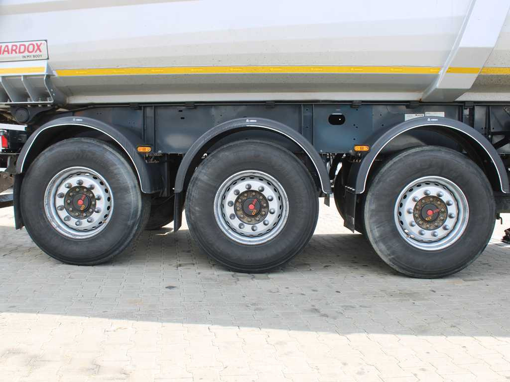 Tipper semi-trailer Wielton NW-3, LIFT AXLE, SAF, HARDOX, 32m³: picture 8
