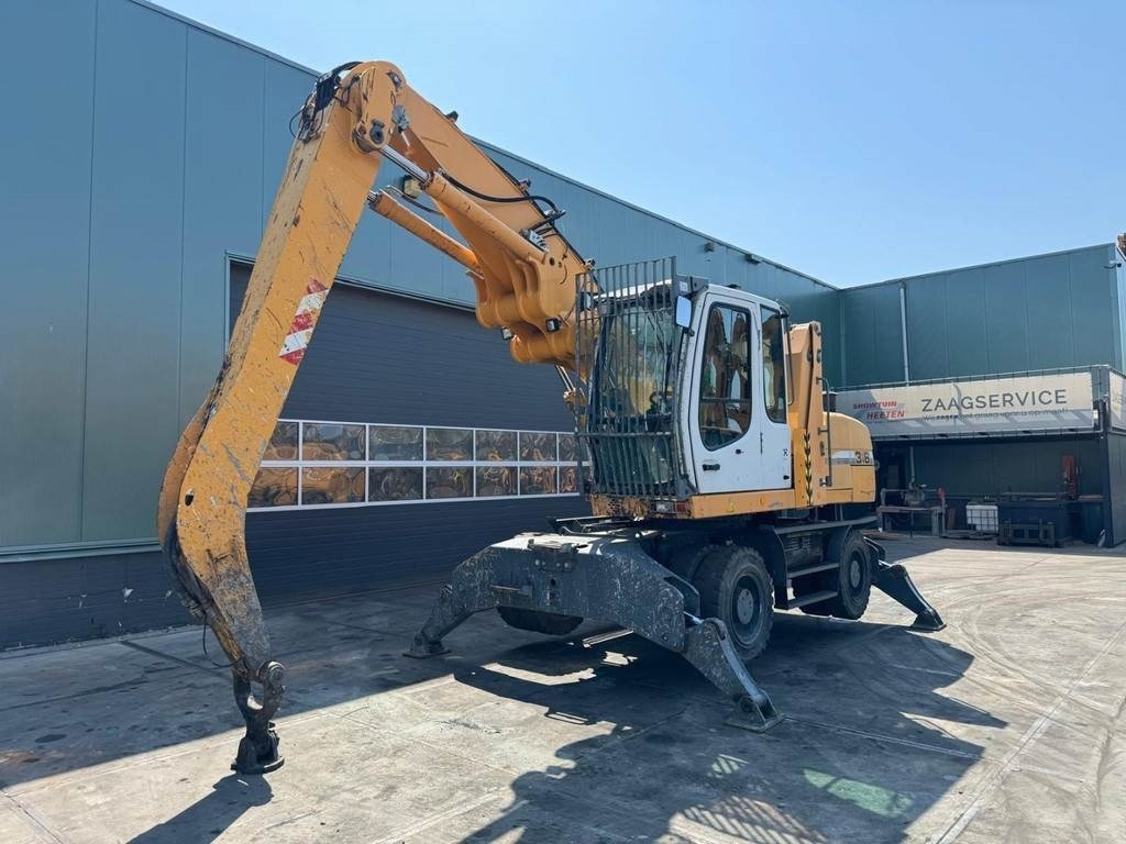 Waste/ Industry handler Liebherr A 316: picture 8
