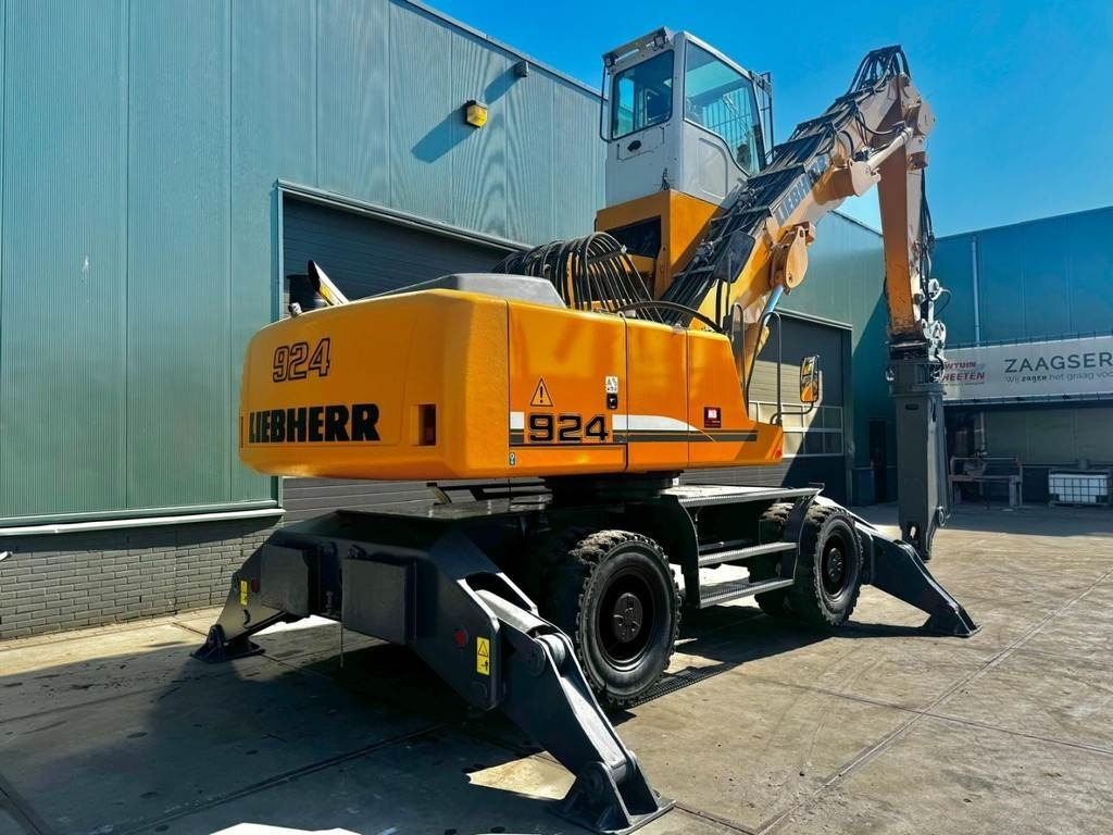 Liebherr A 924 C - Waste/ Industry handler: picture 4 Liebherr A 924 C - Waste/ Industry handler: picture 4