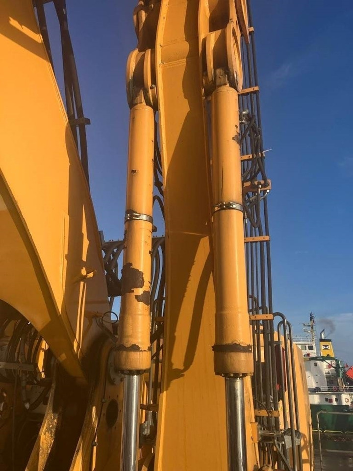 Waste/ Industry handler Liebherr LH 120 CG: picture 28